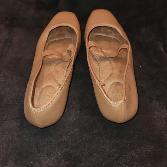 Tan Women's Old Navy Mary Jane Ballet Flat Buckle Ankle Strap Square Toe Size 10 - Picture 5 of 5